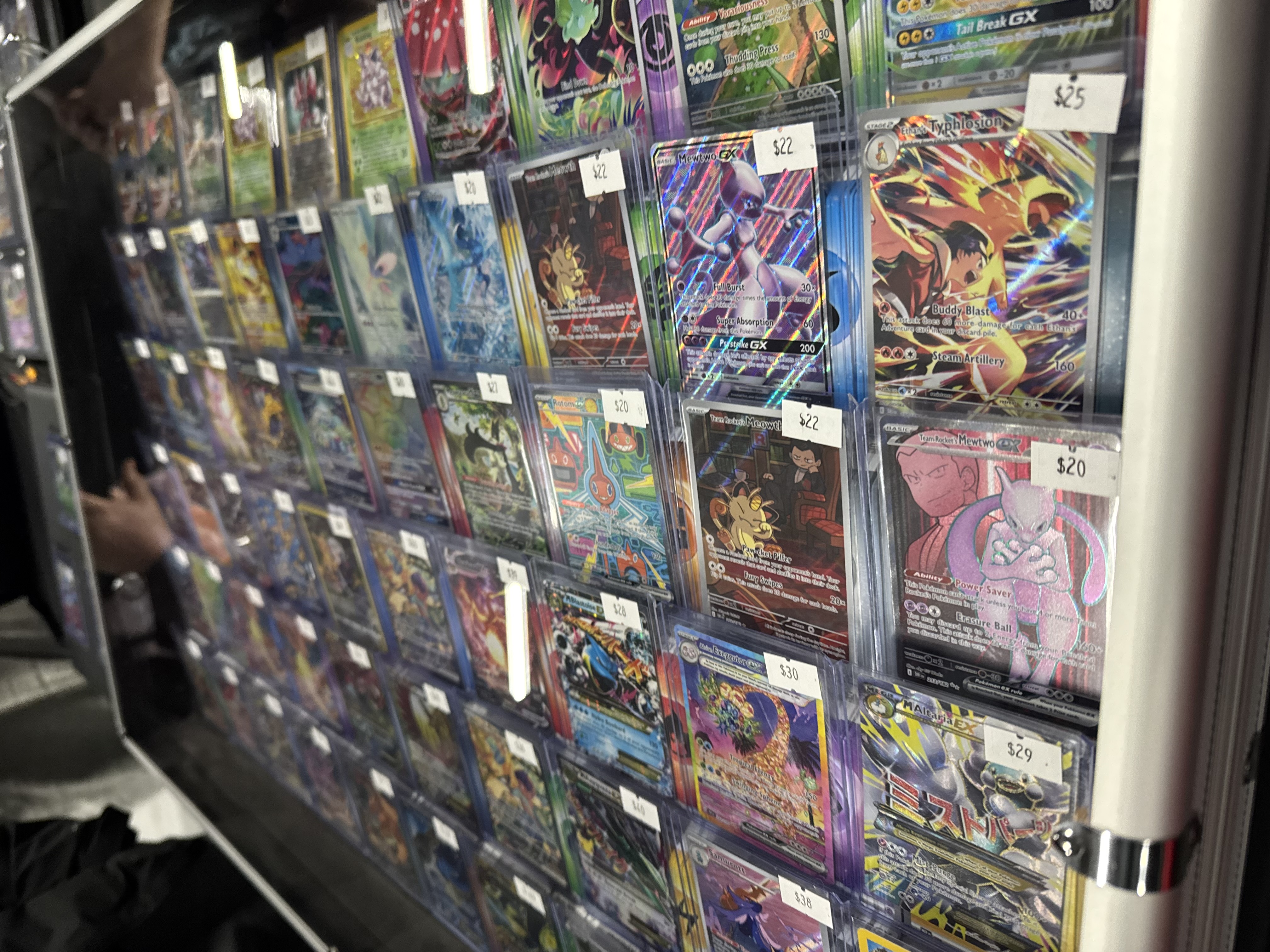 Toploader Trading Co. booth